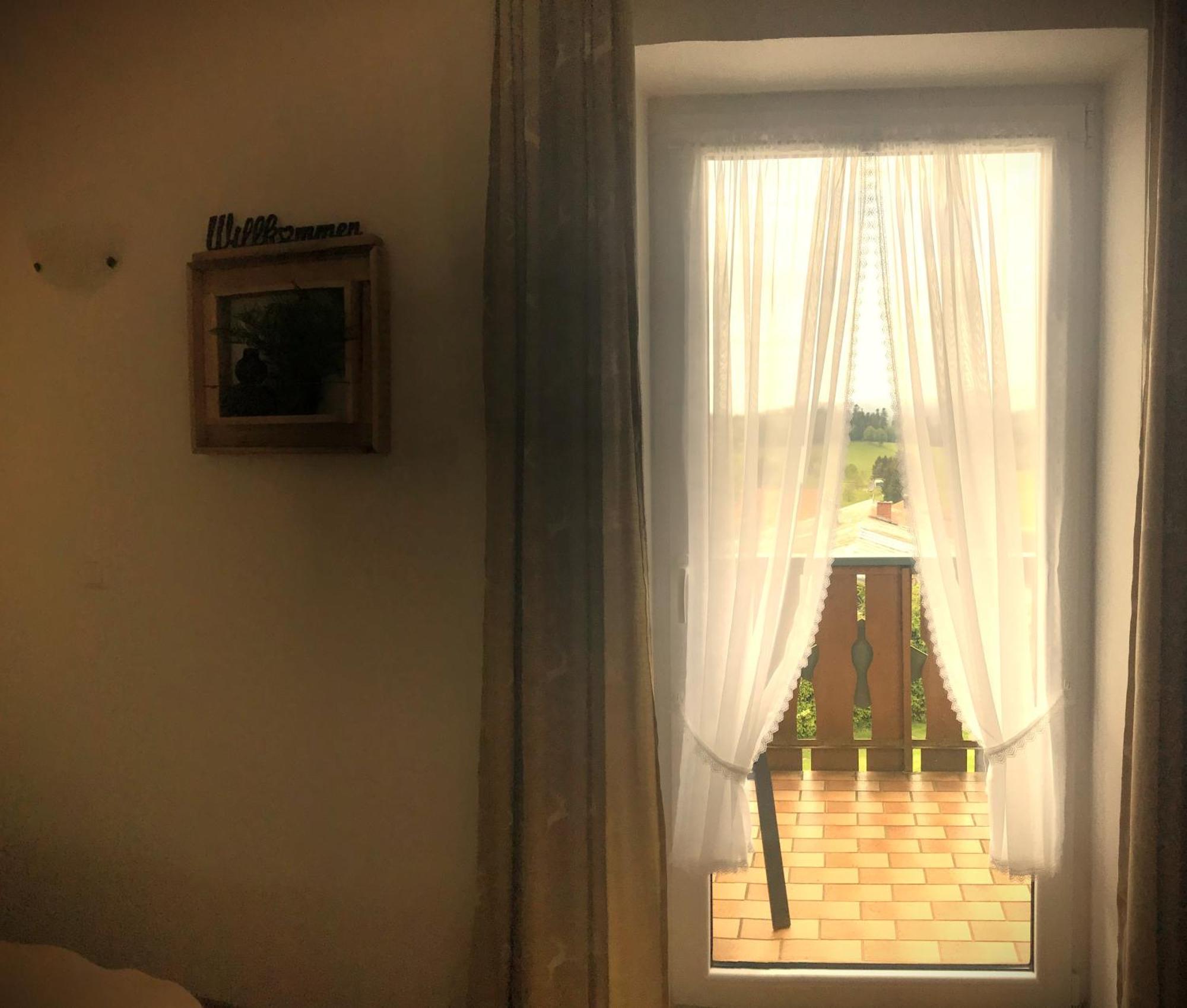 Zur Neuen Post Landgasthof Herzogsreut المظهر الخارجي الصورة